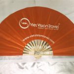 Quạt lụa công ty du lịch Viet Vision Travel